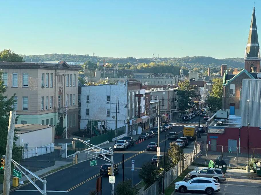 The Modern Suite - 2Br Close To Nyc Paterson Luaran gambar
